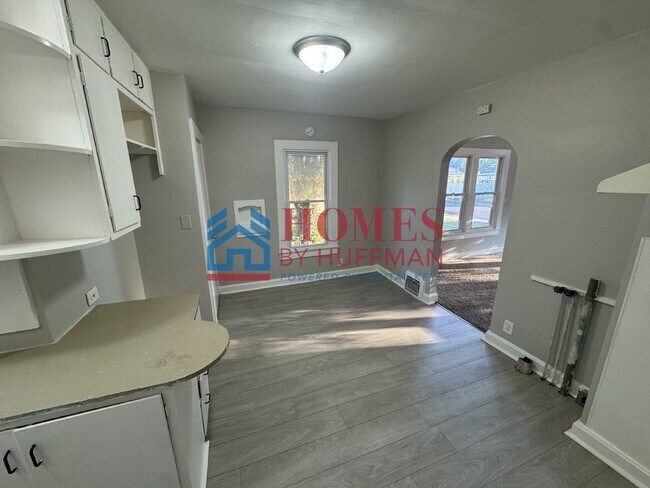 Photo - Two Bedroom | Garage | Move In Ready Apartment
