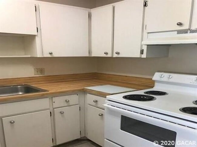 Photo - 914 SW 8th Ave Unit 914 SW 8th AVE