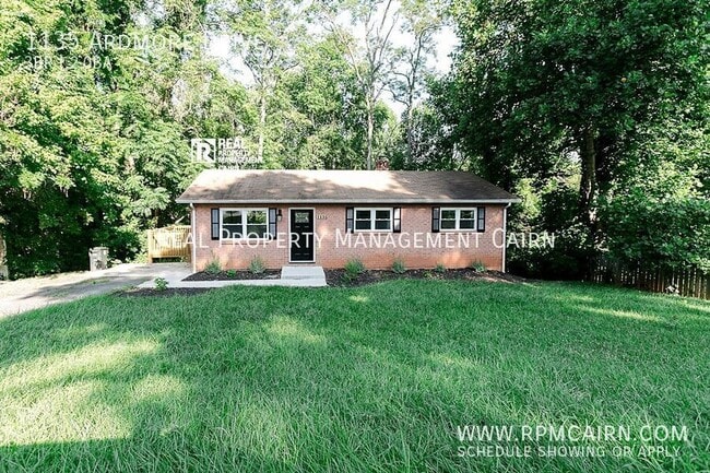 Building Photo - 1135 Ardmore Dr