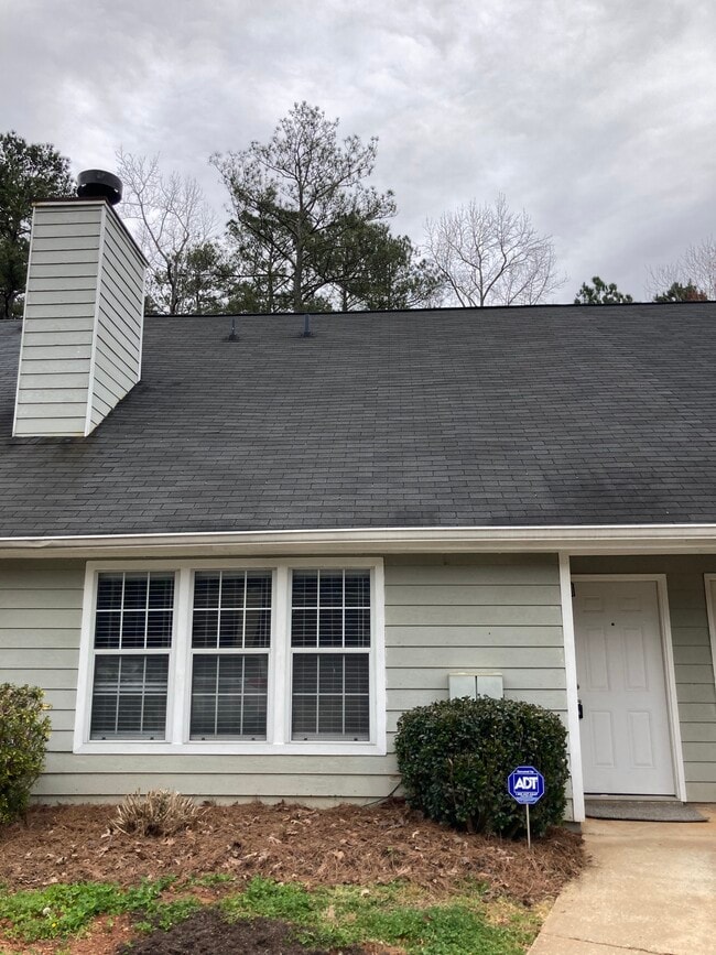 Building Photo - 6849 S Lakewood Ter Rental