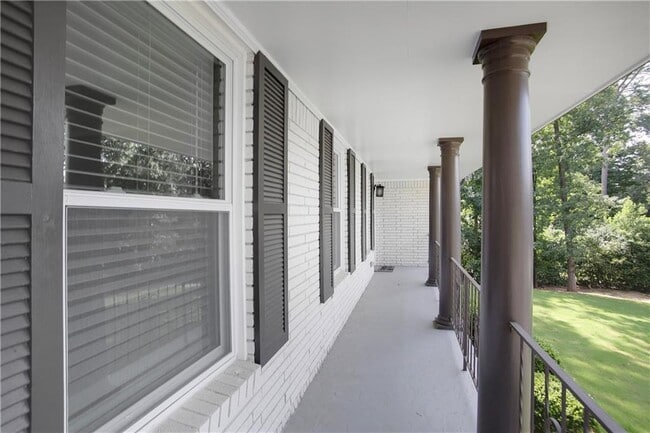 3116 N Druid Hills Rd