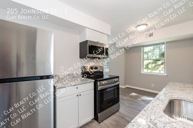 Photo - 205 Johnson St Unit E