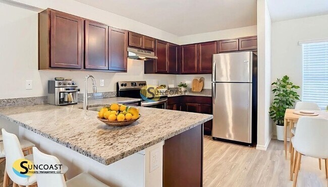 Photo - 17172 Belmont Ave