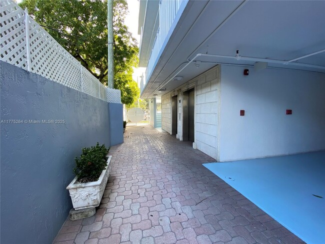 Photo - 2575 SW 27th Ave Condo Unit 203