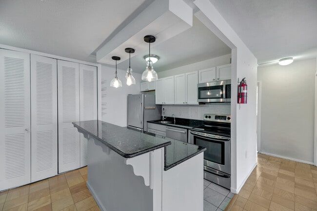 Photo - 1311 Delaware Ave SW Unidad S432
