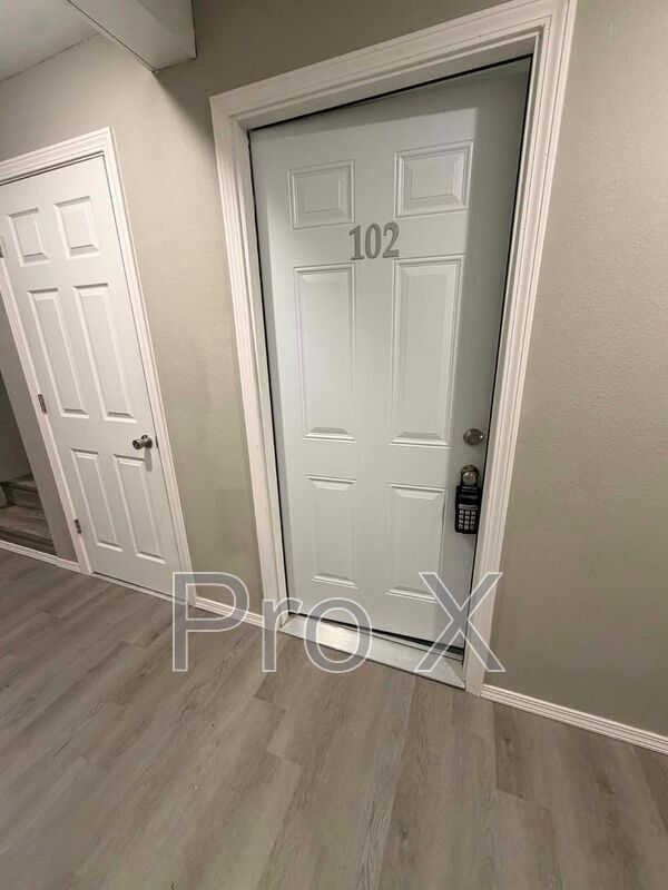 Photo - 117-121 S Byers Apartments Unit 121 S Byers 102