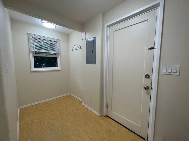 Photo - 1 bedroom 1 bath close to town