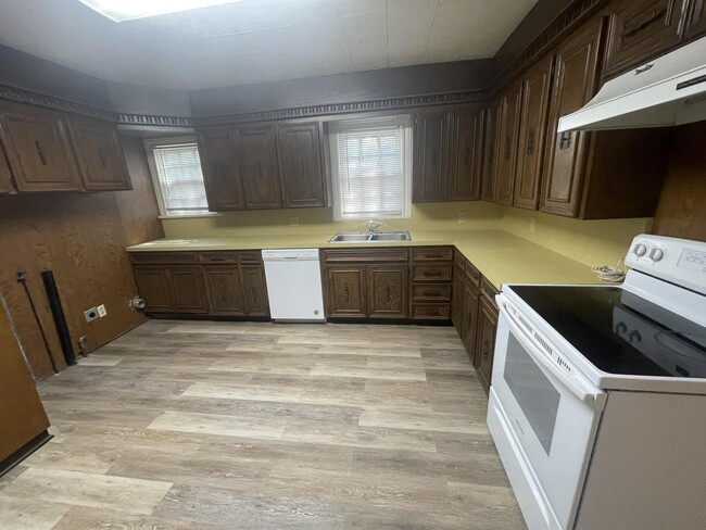 Photo - 2820 36th St