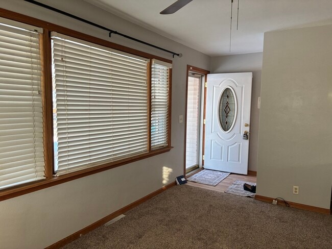 Photo - 360 Garden Ct