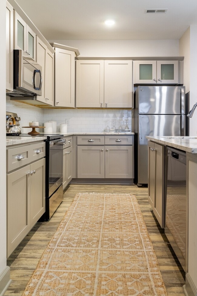 Building Photo - Hawthorne at Smith Creek