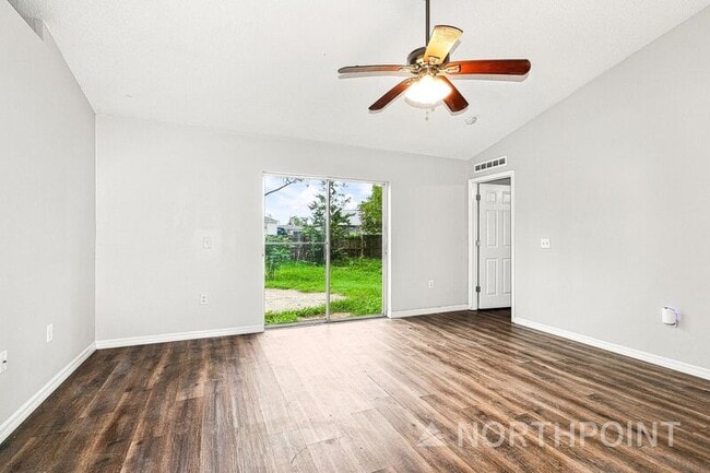 Photo - 13042 Spencer Ct