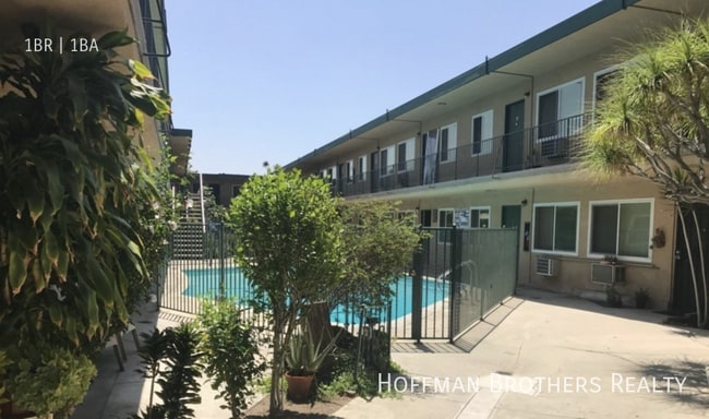 Photo - 360 W Chevy Chase Dr Unidad 20