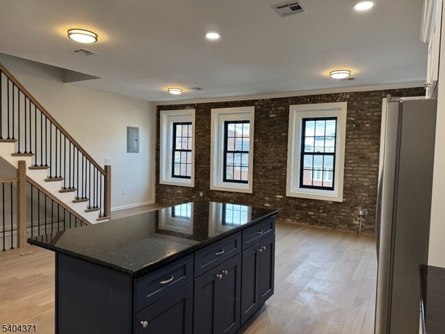 Photo - 188 Heckel St Unit 2