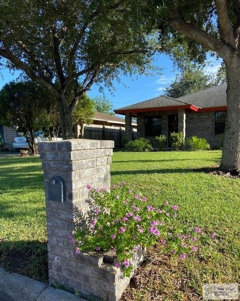 Photo - 1910 Wyoming Dr