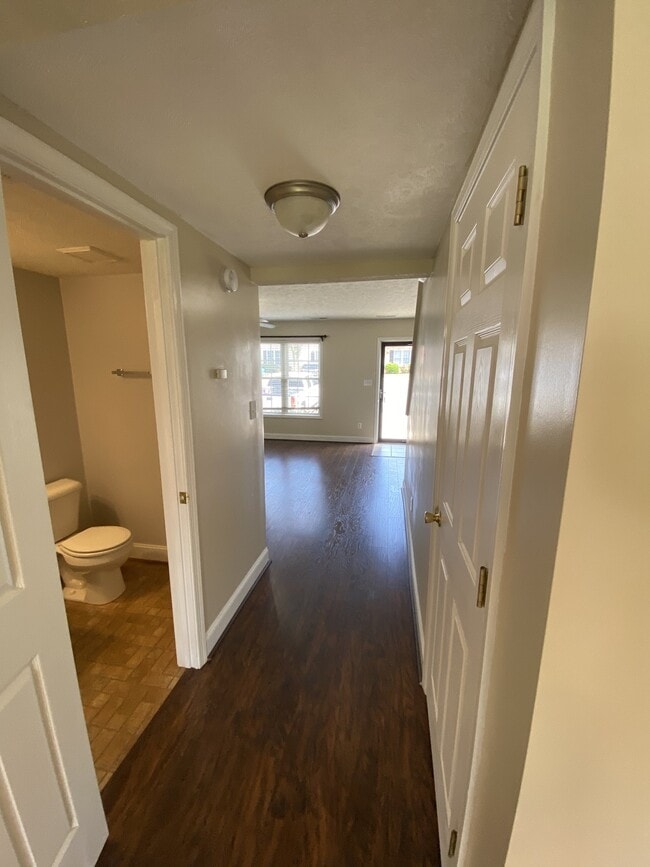 Photo - 3600 Old Forest Rd