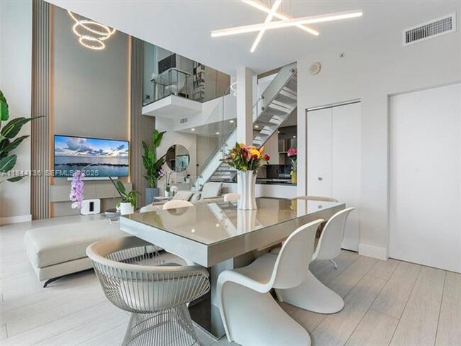 Photo - 60 SW 13th St Unidad 60 SW 13th St 4406