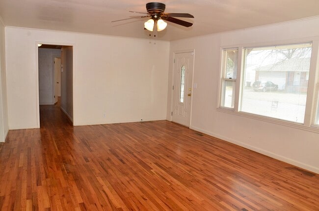 Photo - 726 S Apple St