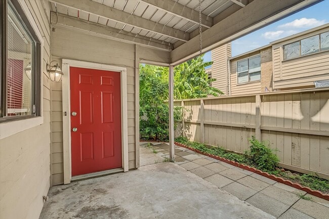 Building Photo - 9552 Windswept Ln Unit 9552