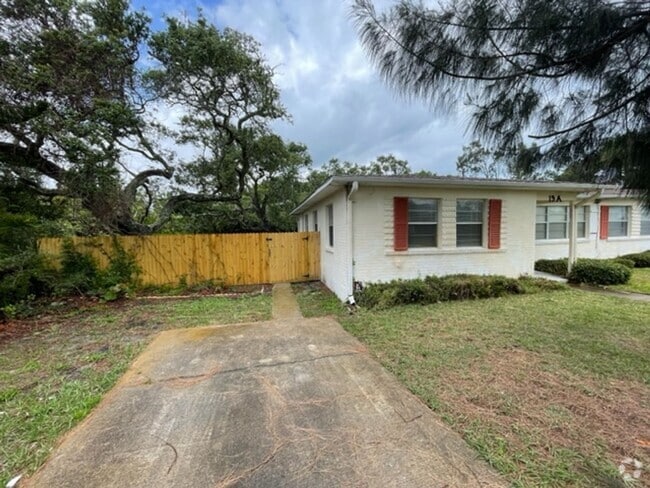 Building Photo - 19 Byron Ellinor Dr Unit 19 Byron Ellinor A Rental