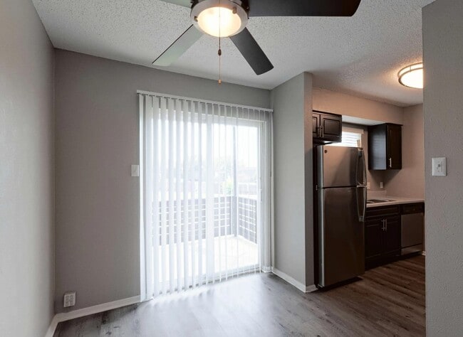 Photo - 531 Bedford Rd Unidad 218