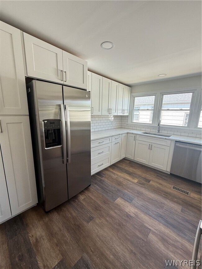 Photo - 113 Argyle Ave