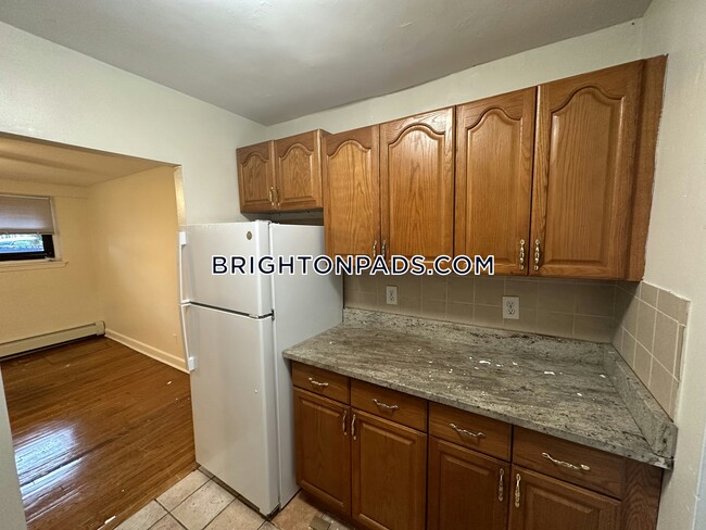 Photo - 1758 Commonwealth Ave Apartamento Unidad A