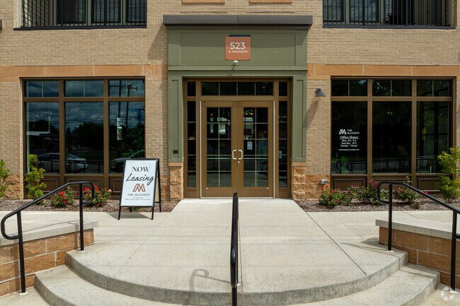 Photo - Madison at Greenwood