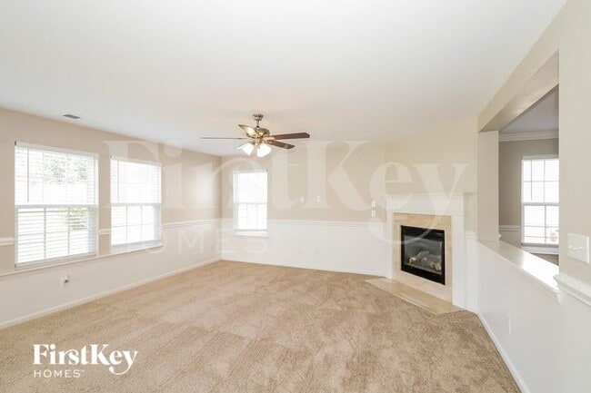 Photo - 163 Ranlo Ave
