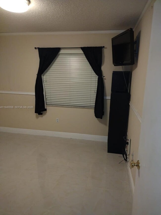 Photo - 31XX W 72nd St Unit 1