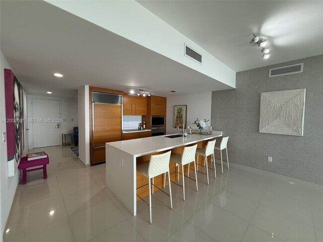 Photo - 475 Brickell Ave Unit 3207