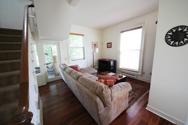 644 Quinnipiac Ave Unit 1