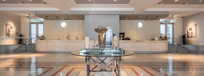 Building Photo - 435 21st St Unit 209