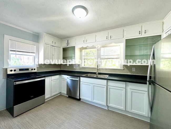 Photo - Spacious 3-Bedroom, 2-Bath Home with Modern Updates & Flex Rooms