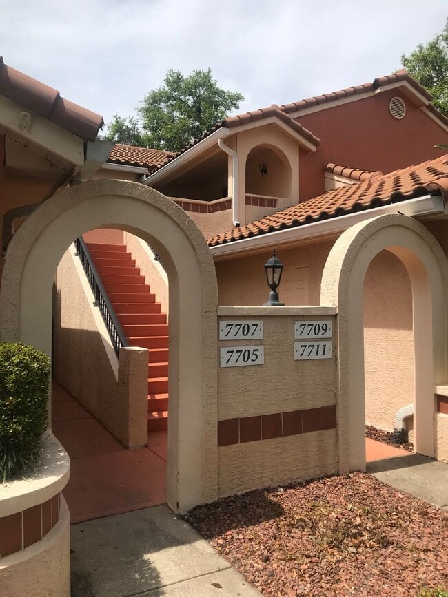 Photo - 7709SBD(50) Unit 7709 SBD