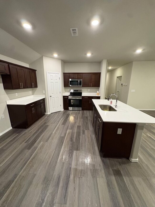 Photo - 2750 W Obsidian St