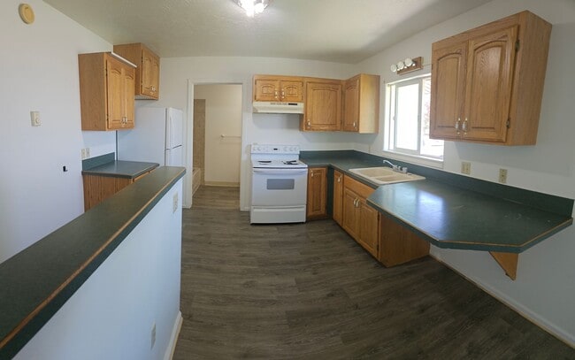 Photo - 609 S 5th W Unit 1