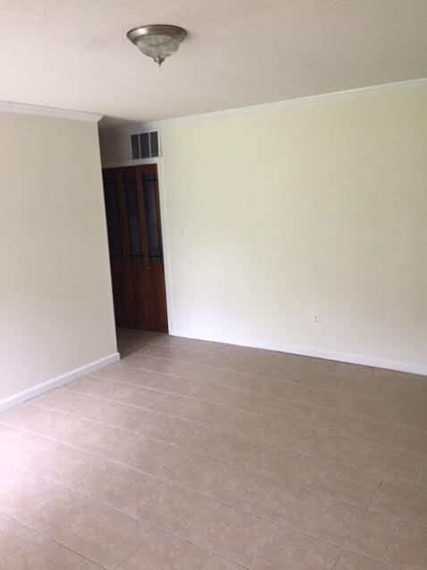 Photo - 7974 Chiltern Dr