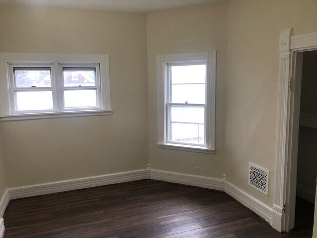 603 W William St Unit 1