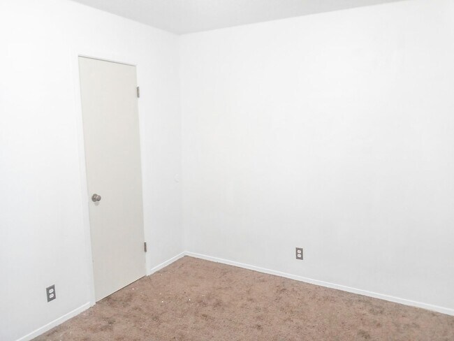 Photo - 706 Birch Dr Unit 708