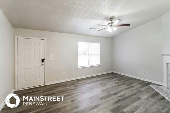 Photo - 1108 Sunday Ln