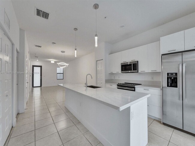 Photo - 8195 NW 104th Ave