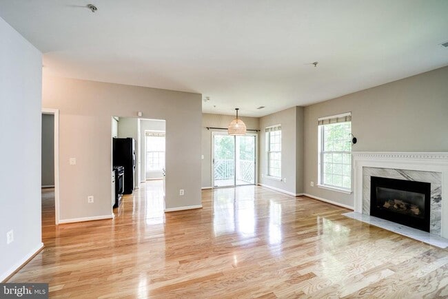 Photo - 5982 Founders Hill Ct Unit 202