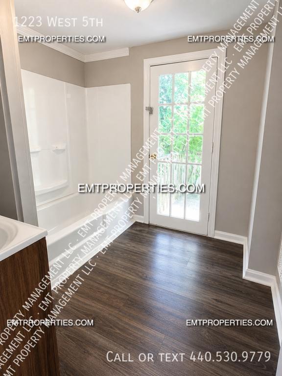 Photo - 1223 West 5th-