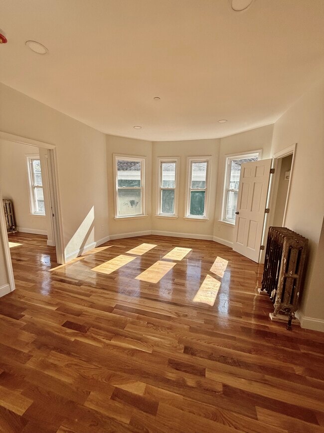 Building Photo - Chestnut Street Residences Unit 2