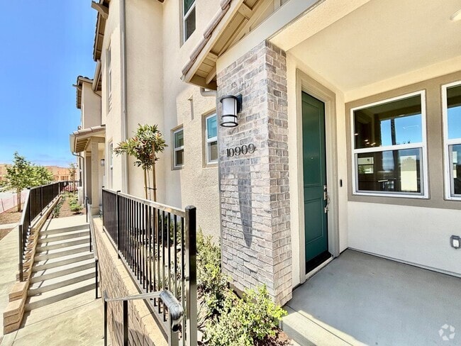 Building Photo - 10909C – Ventura | 3 Bed + 2.5 Bath | New ... Rental
