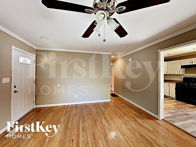 Photo - 1365 Carmona Dr