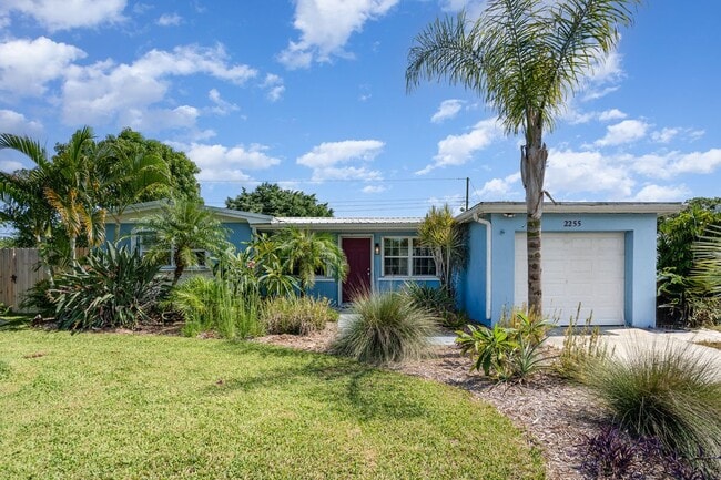 Building Photo - 2255 Fatzler Rd Rental
