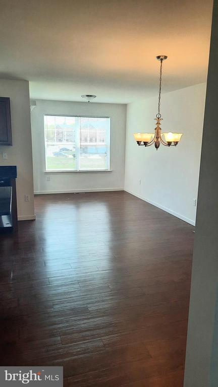 Photo - 712 Admiral's Quay Dr