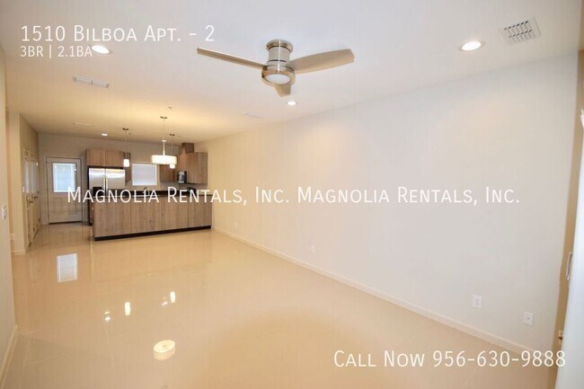 Photo - 1510 S Bilboa St Unidad 2