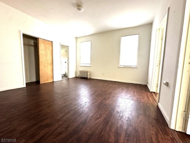 Photo - 528 Valley Brook Ave
